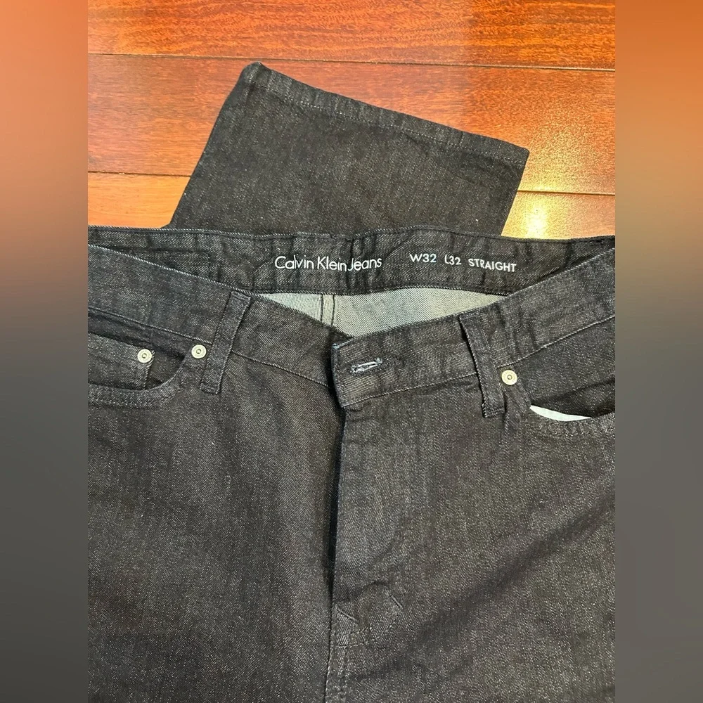 NWT-Calvin Klein Jeans Men's Straight Leg Dark Wash W32/L32 - Picture 6 of 9